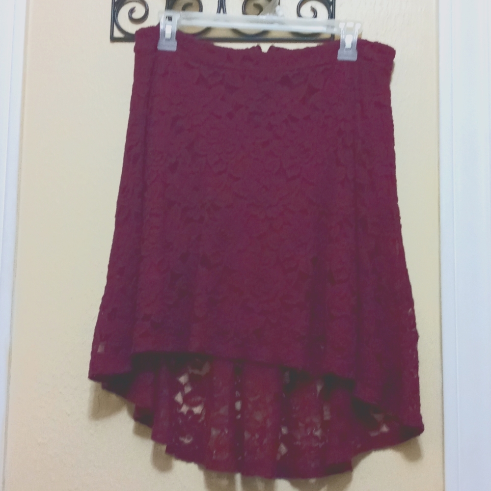 Lace skirt